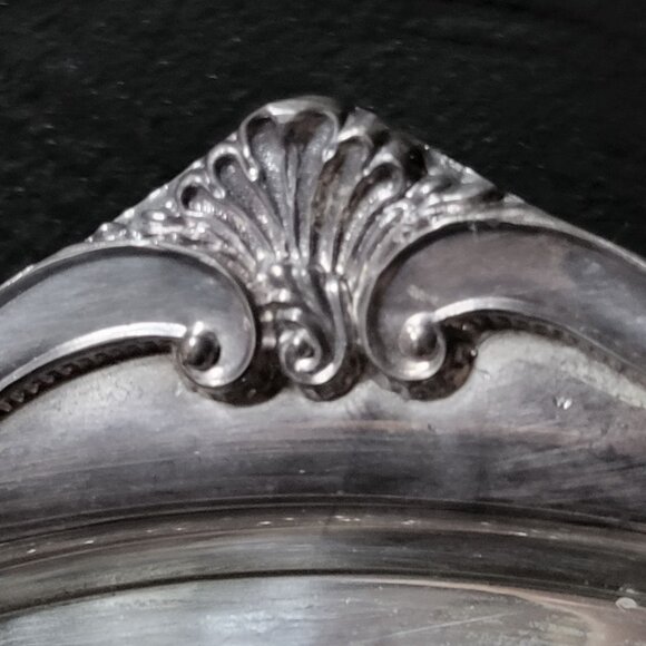 Extra Large Vtg Leonard Silverplate Ornate Round Serving Tray Scalloped Edges - Picture 3 of 10